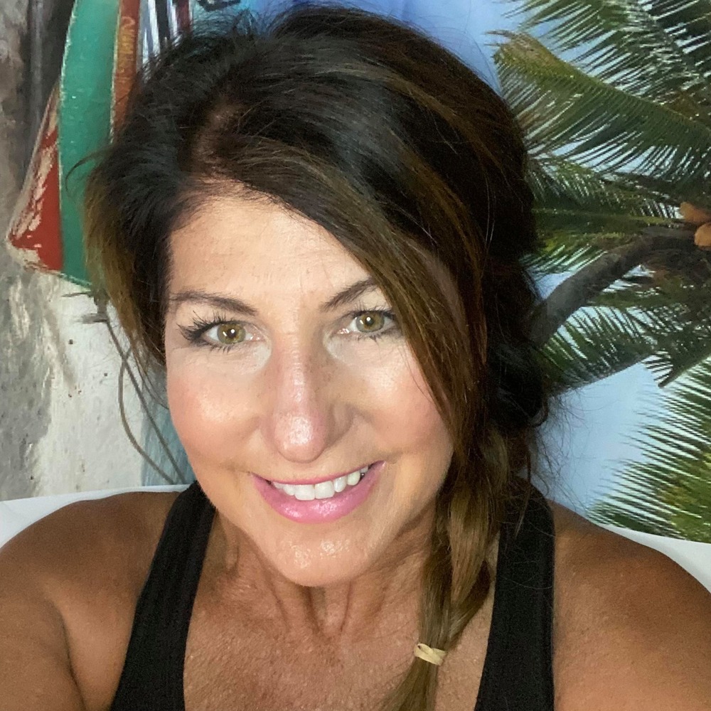 Meet your Posher, Traci